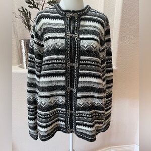 Wool Blend Nordic Fair Isle Cardigan Sweater Silver Clasps Black Gray Womens L
